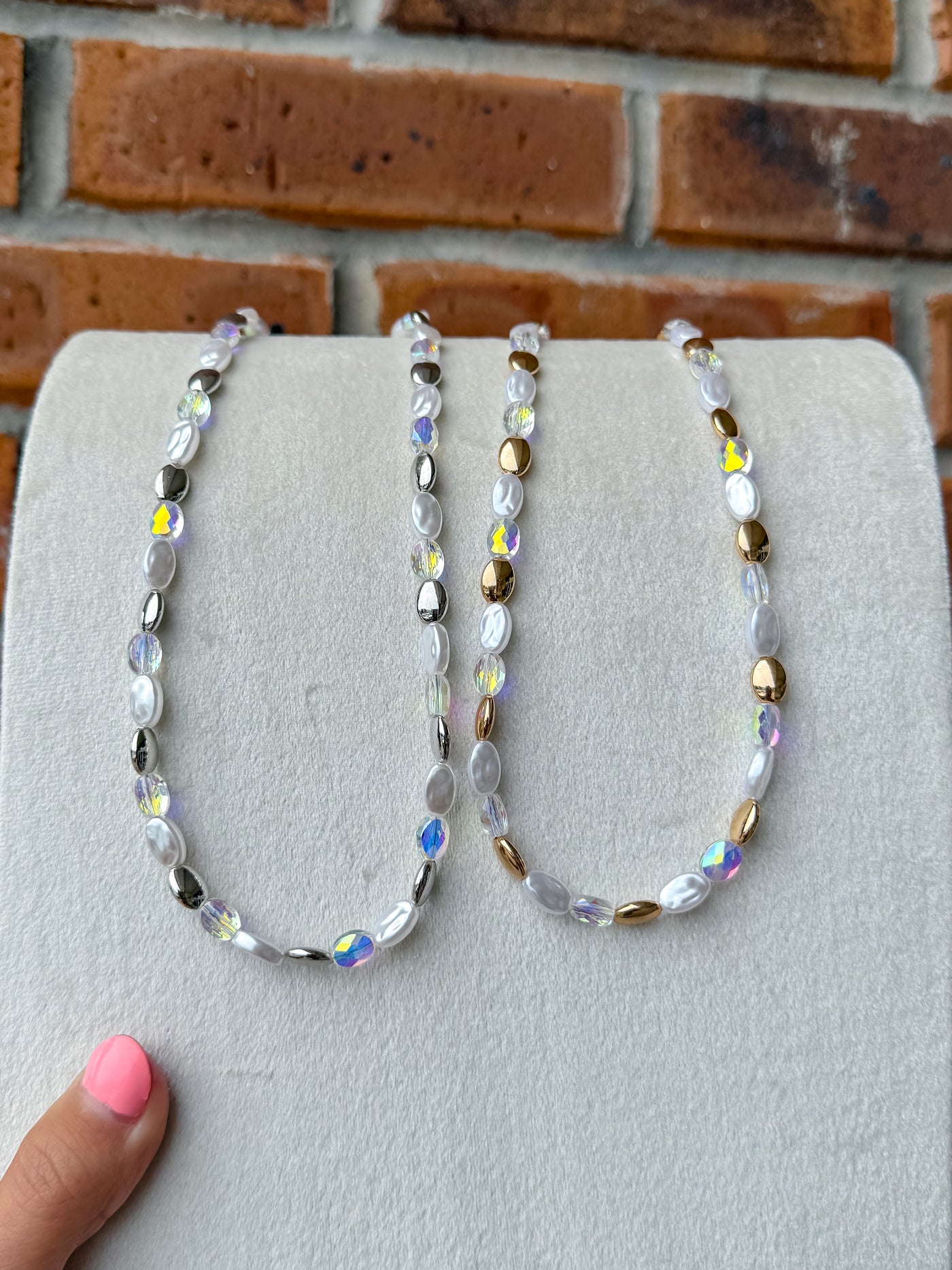 Pearlidescent Beaded Necklace
