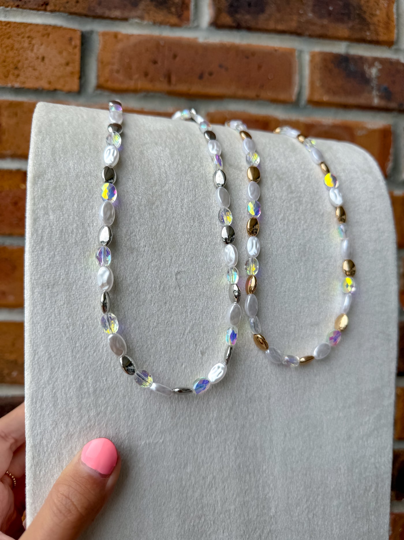 Pearlidescent Beaded Necklace