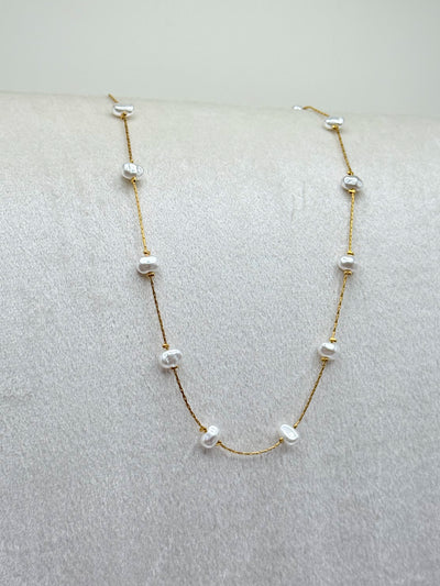Dainty Stacked Pearl Necklace