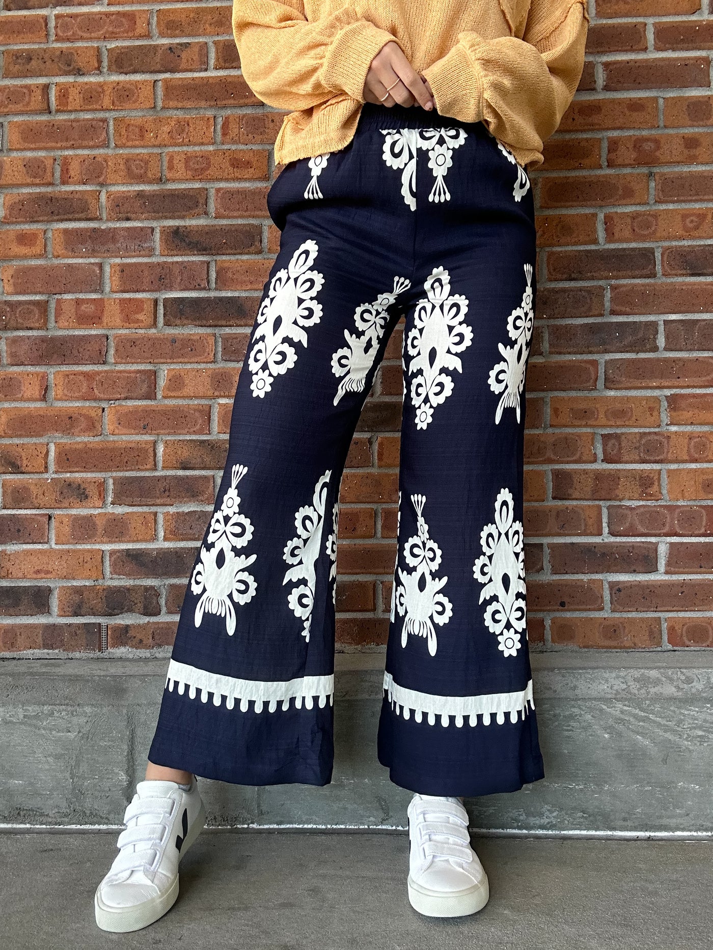 Umgee Border Print Pant