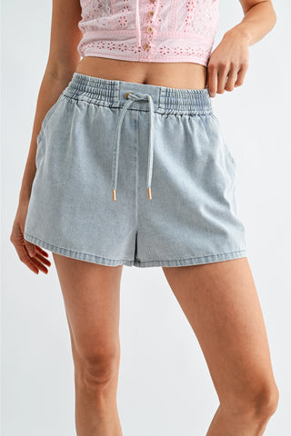 Wash Denim Drawstring Shorts Side Buttons
