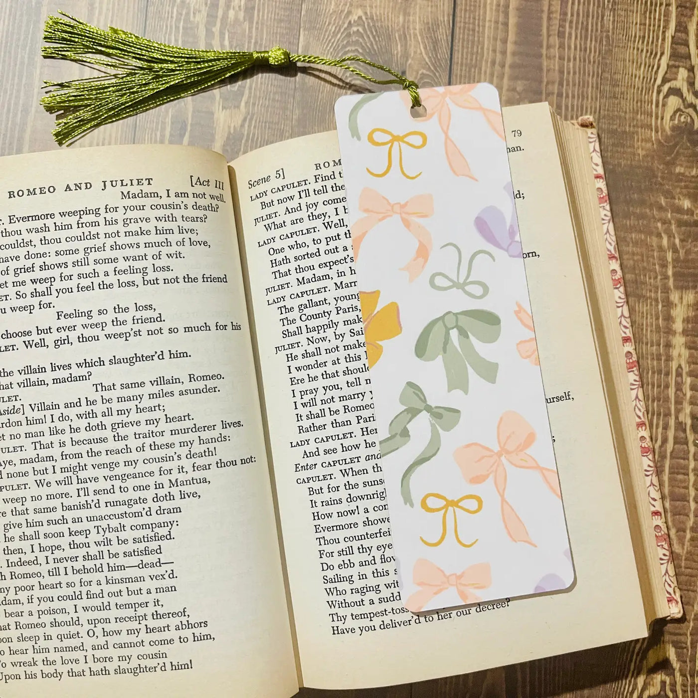 Bookmark with Tassel Pastel Bows