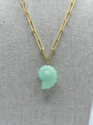 Spartina Carved Moon Shell Necklace 18” Jade
