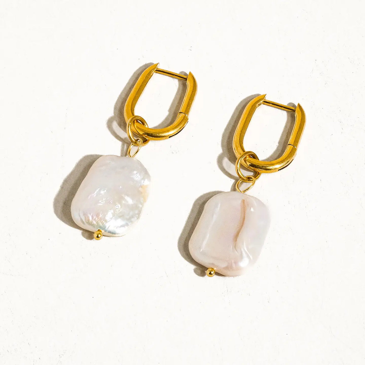 Zaina Classic Pearl Earrings