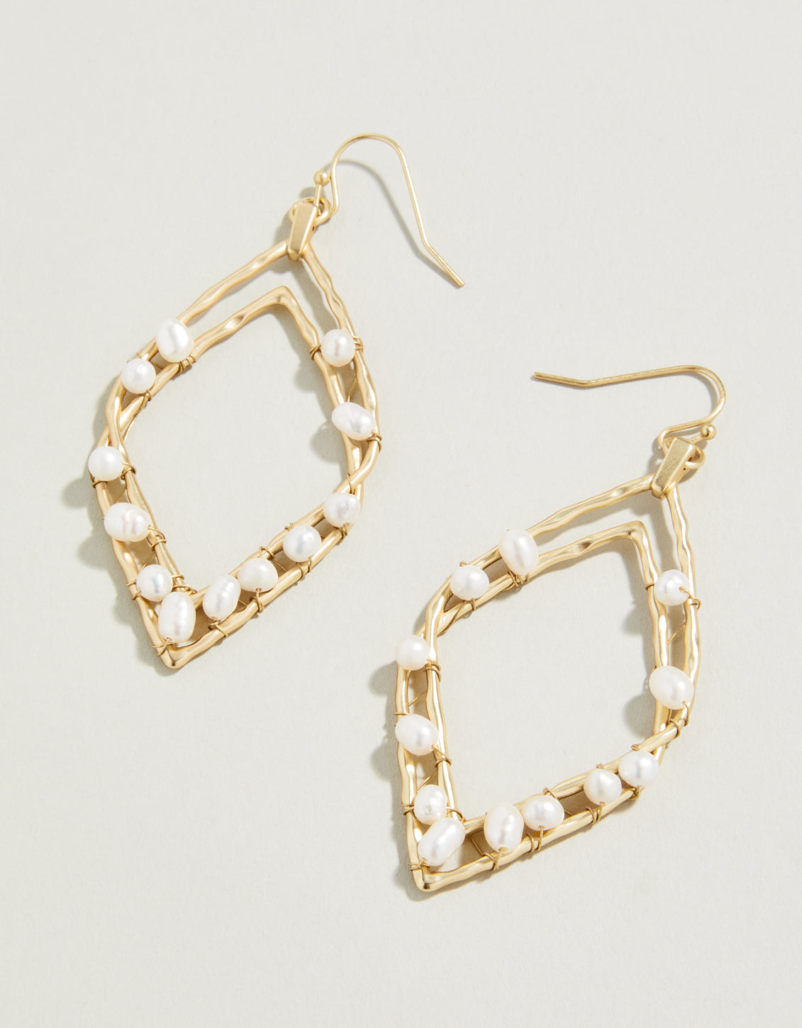 Spartina Deco Drama Beaded Earrings Pearl