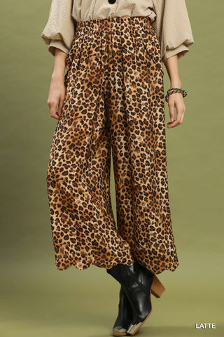 Umgee Leopard Print Scallop Pants
