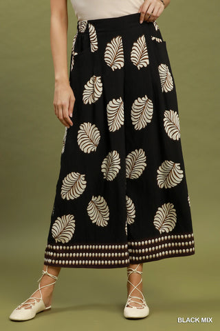 Umgee Mix Leaf Print Wide Leg Pants