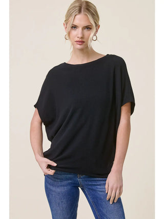 Everyone's favorite Boat neck short sleeve top