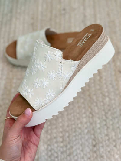 Toms Diana Mule Embroidered