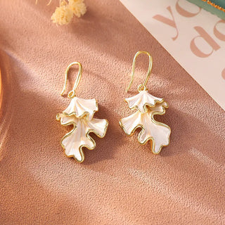 Fashion Gold Ginkgo Leaves Dangle Earrings