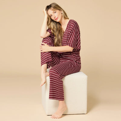 Softies Dream Relaxed V-neck with Capri Lounge Set