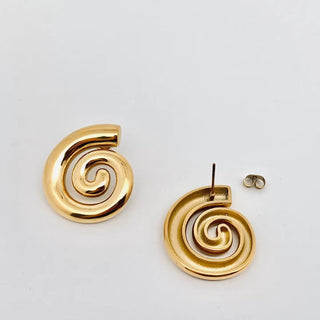 Conch Swirl Stud Earrings