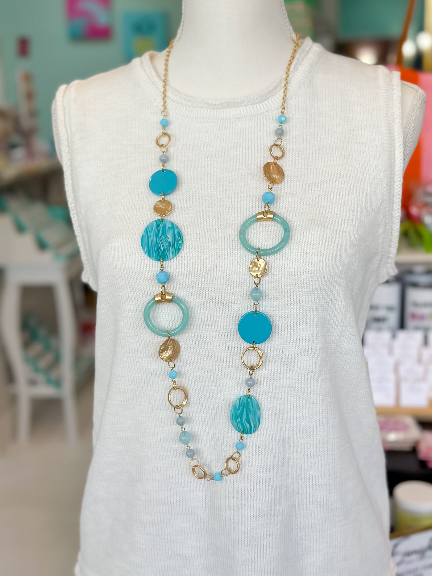 Savvy Circle Necklace