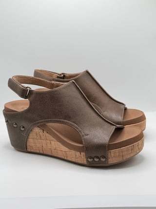 Corky's Carley Wedge - Chestnut