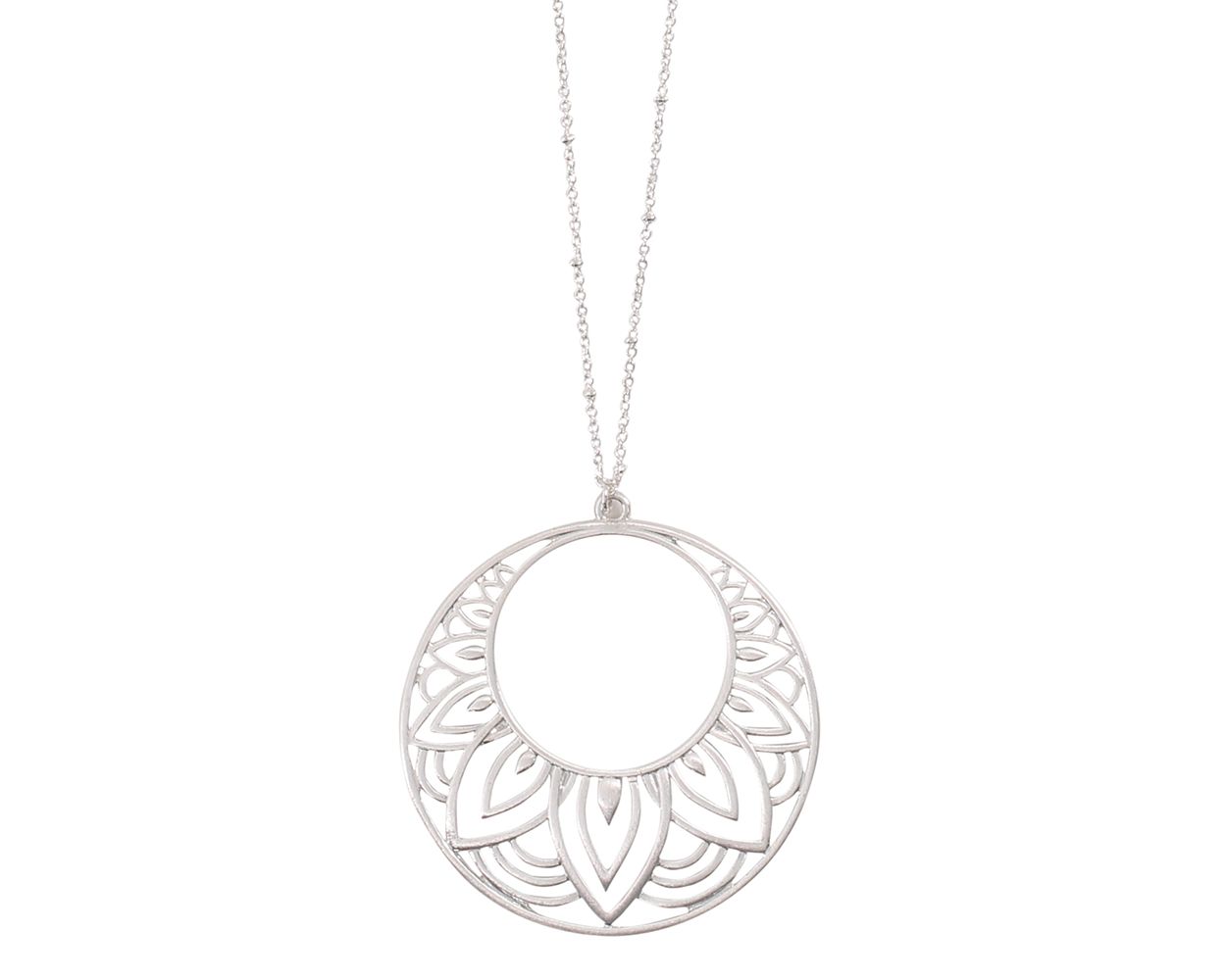Periwinkle Silver Detailed Disc Necklace