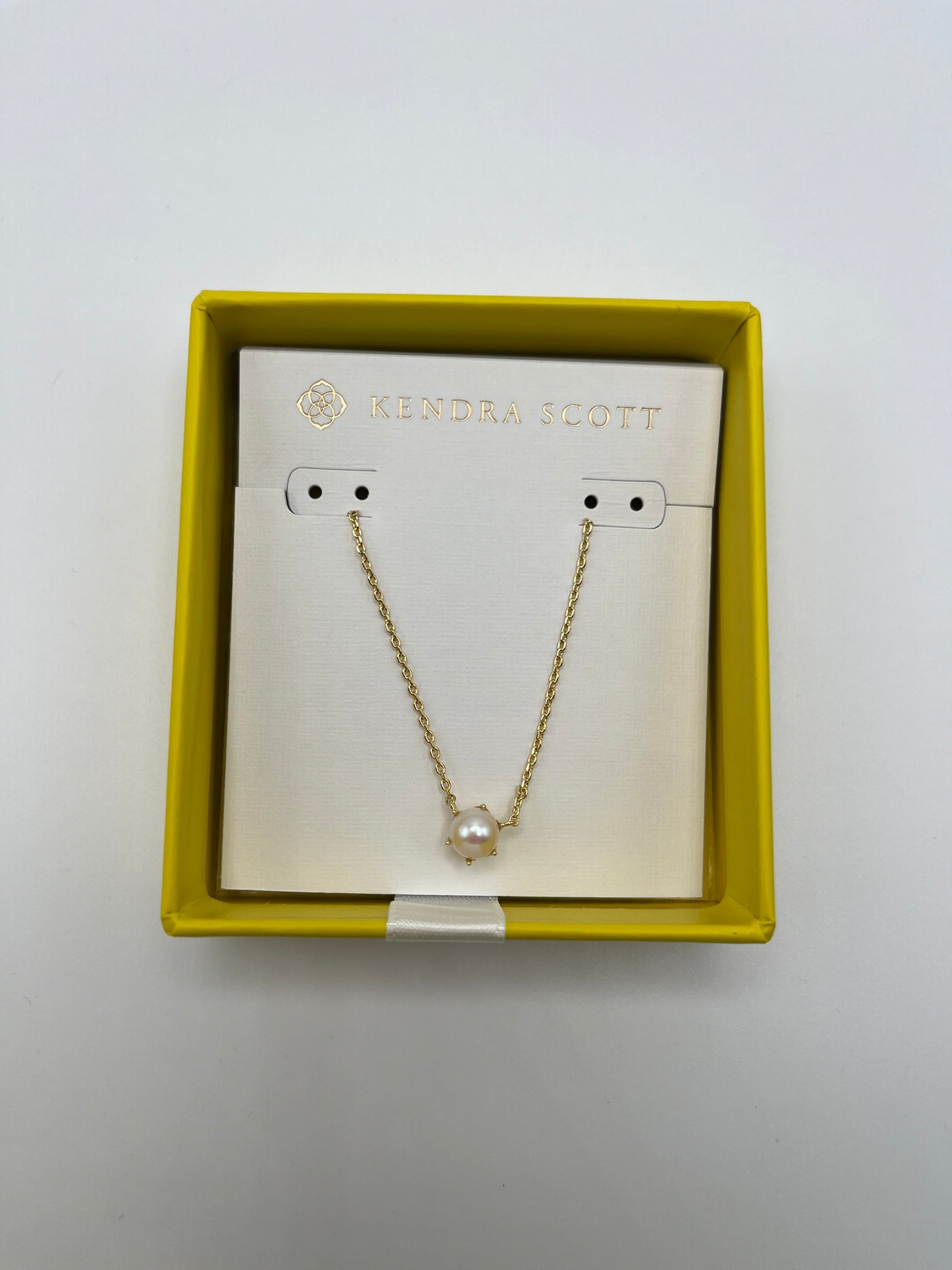 Kendra Scott Boxed Ashton Gold Pearl Necklace