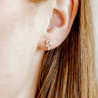 Linny Co Screwback Stud Earrings - Laurel Gold