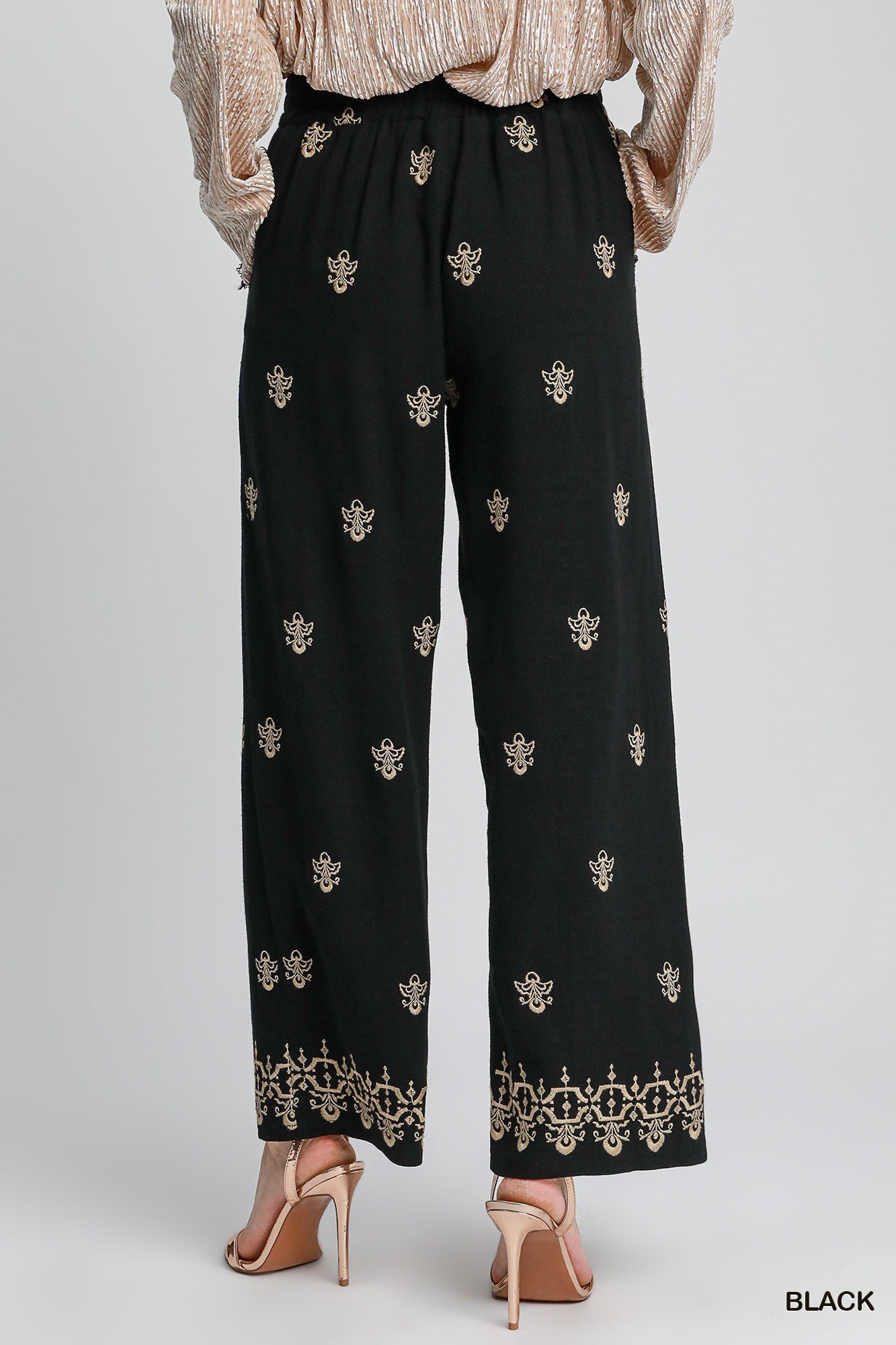 Umgee Embroidered Detail Linen Pant