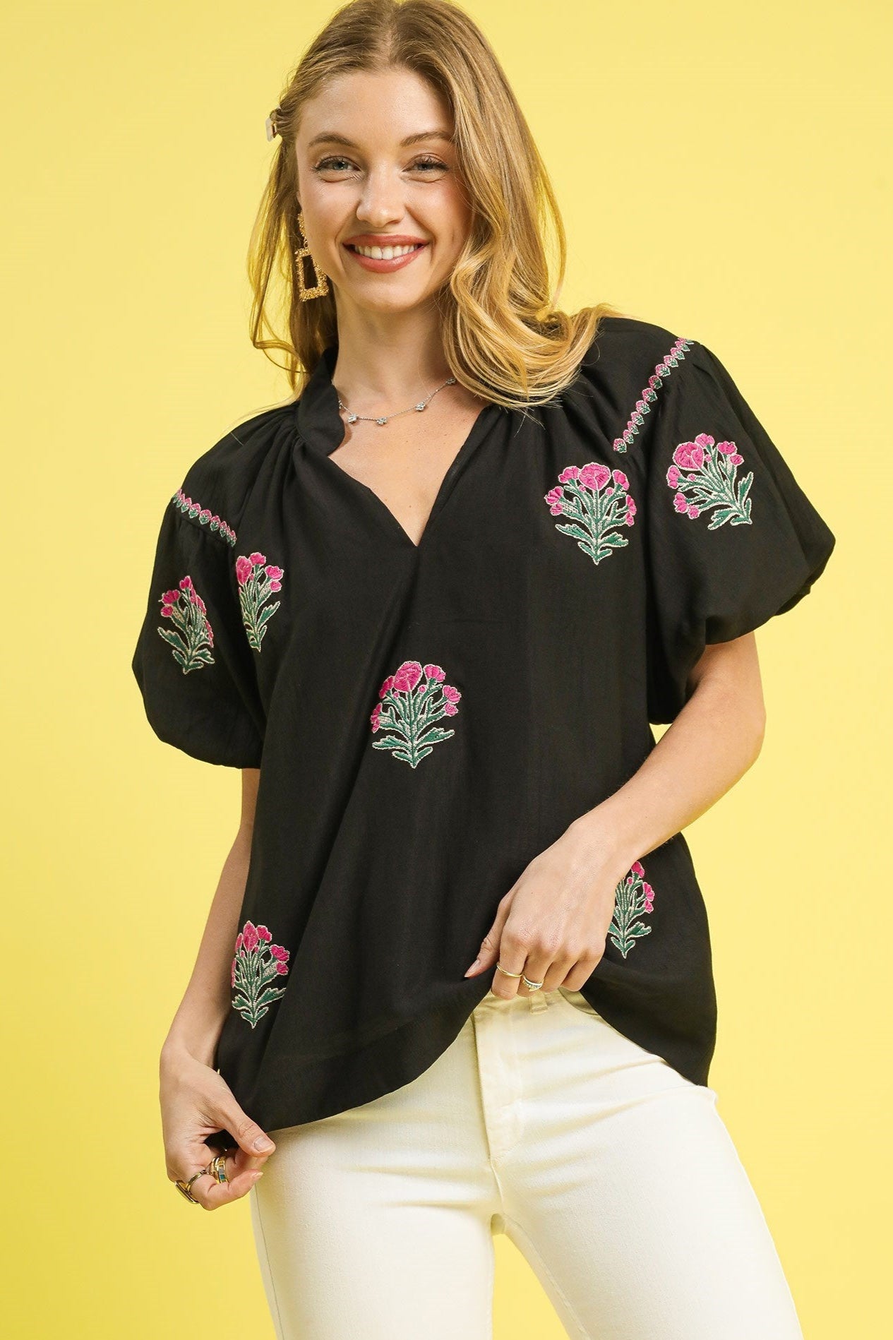 Umgee Floral Embroidered Puff Sleeve Blouse
