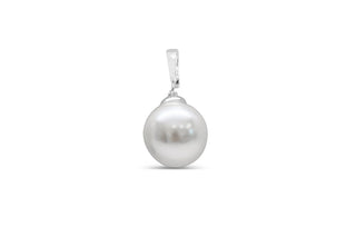 Stia "Pearl Ball" Charm