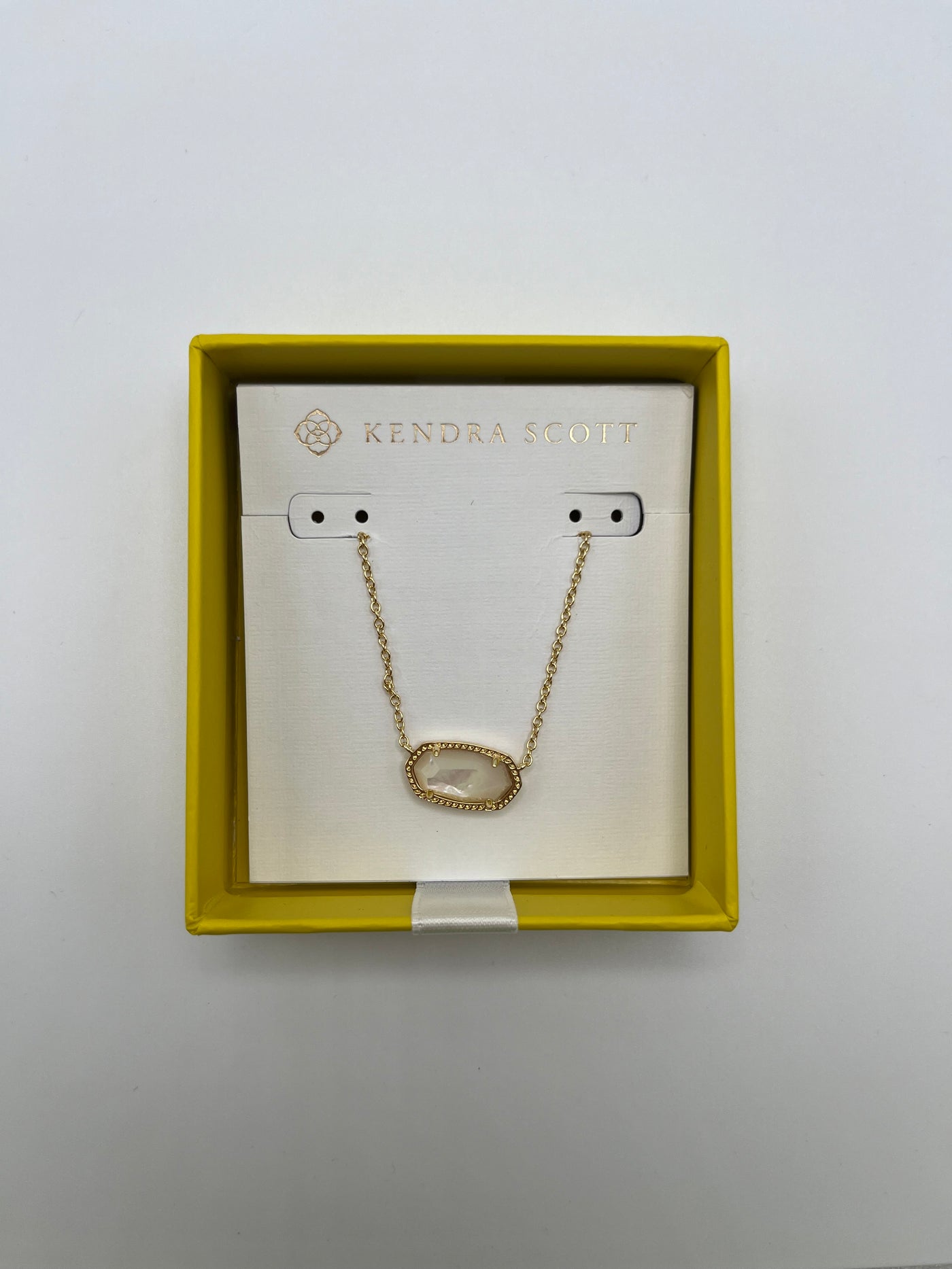 Kendra Scott Boxed Elisa Necklace Gold Ivory MOP