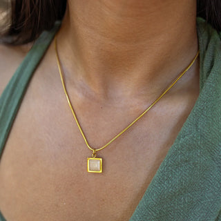 Alco Grounded Necklace