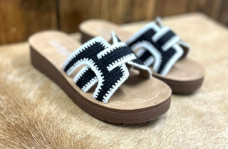 Corky’s on the edge sandal
