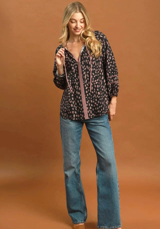 Umgee Wildly Chic Contrast Trim Blouse