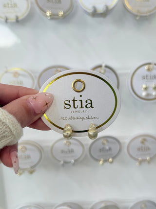Stia Fluted Dewdrop Stud
