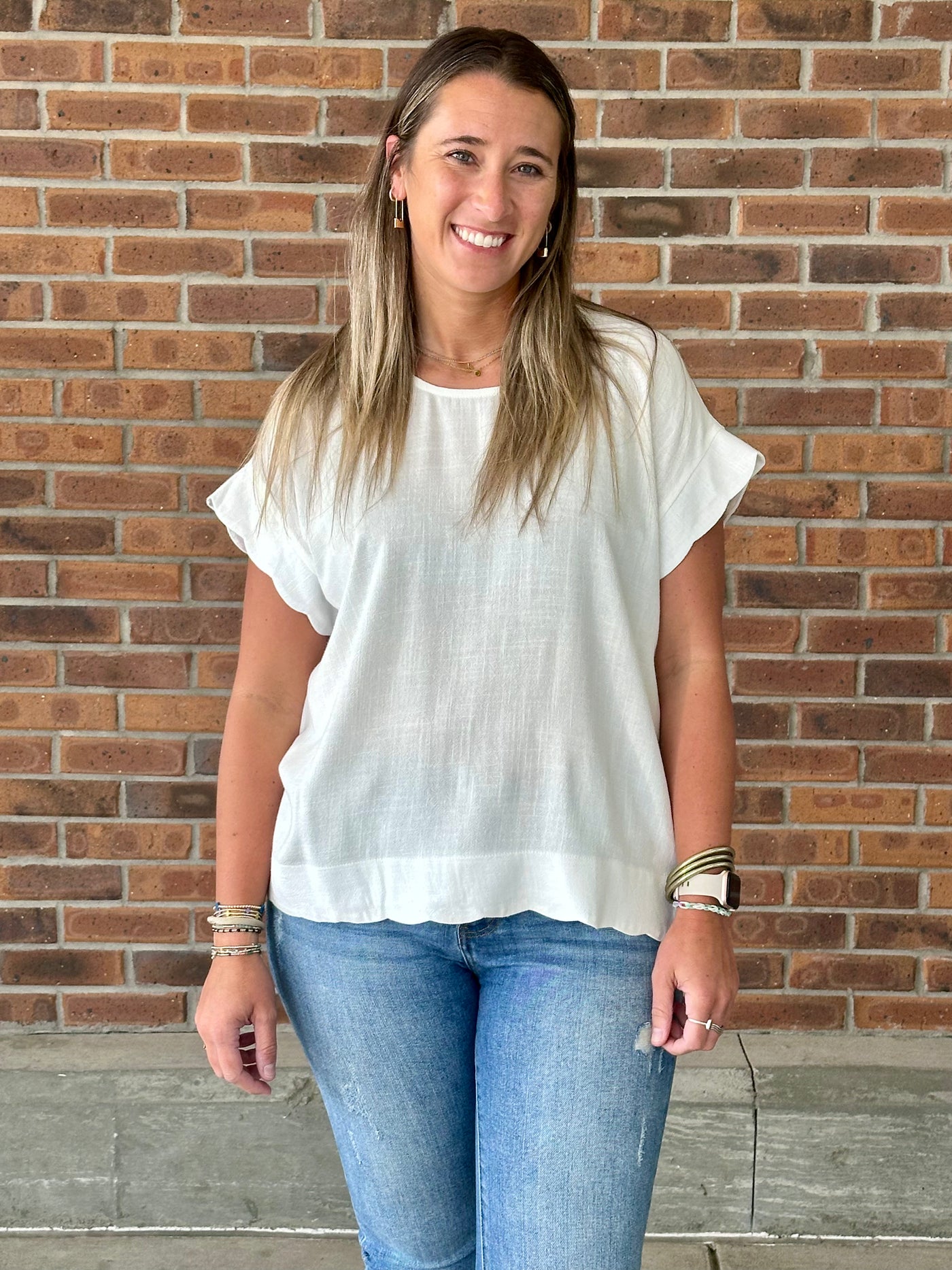 Umgee Scallop Hem Linen Blend Top