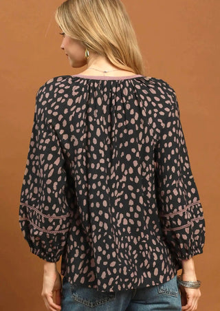 Umgee Wildly Chic Contrast Trim Blouse