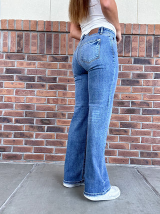 Judy Blue Mid Rise Vintage Wash Wide Leg