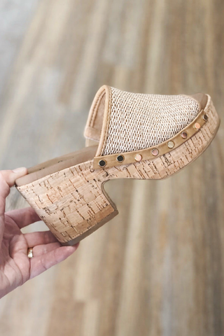 Corky's May I Help You - Honey Raffia