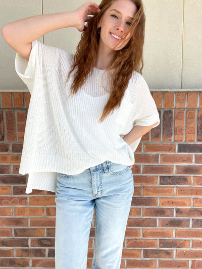 Short Sleeve Loose Fit Knitted Sweater