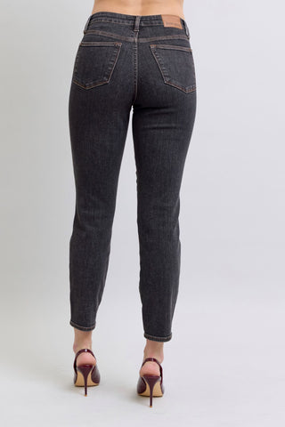 Judy Blue Black Wash Mid Rise Tummy Control Slim Jean