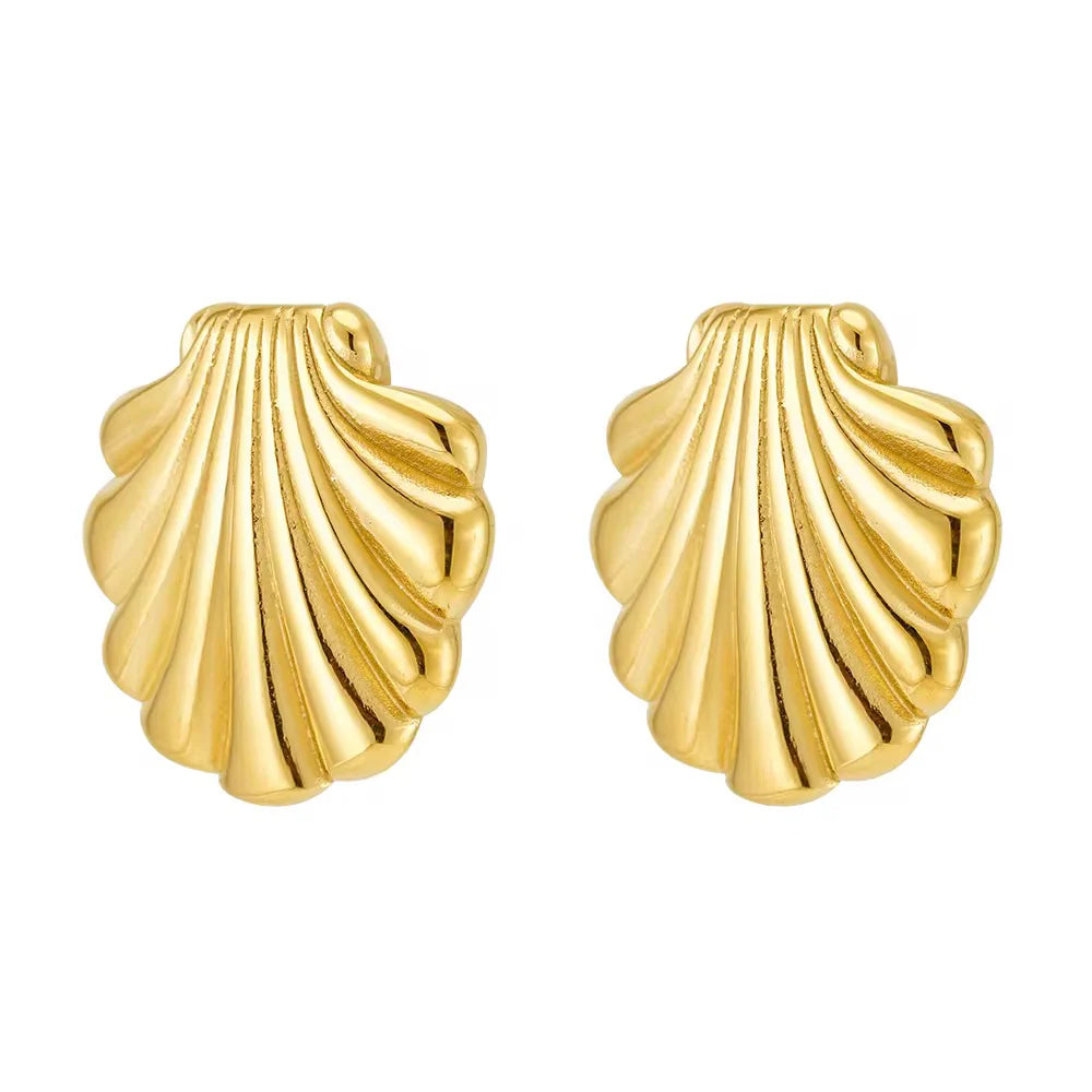 Sahira Emma Shell Earring
