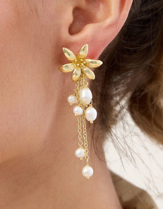 Spartina River Lily Dangle Earrings Pearl