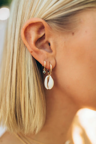 Claira Hoops