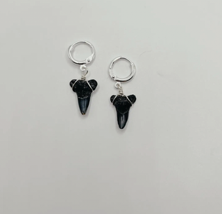 Dainty Shark Tooth Huggie Earrings