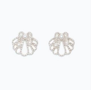 Cuties Open Scallop with Pearl Earrings
