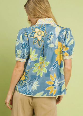 Umgee Abstract V-Neck Top