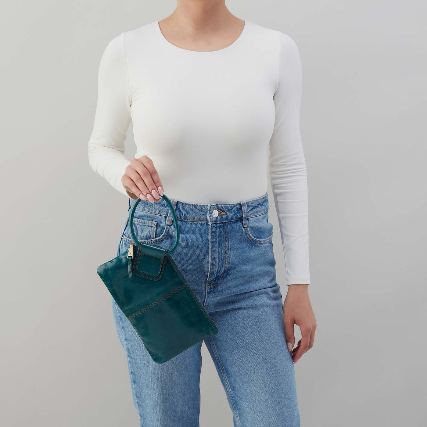 Hobo Sable Wristlet - Wild Bluegrass