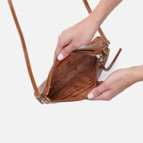 Hobo Darcy Crossbody - Truffle