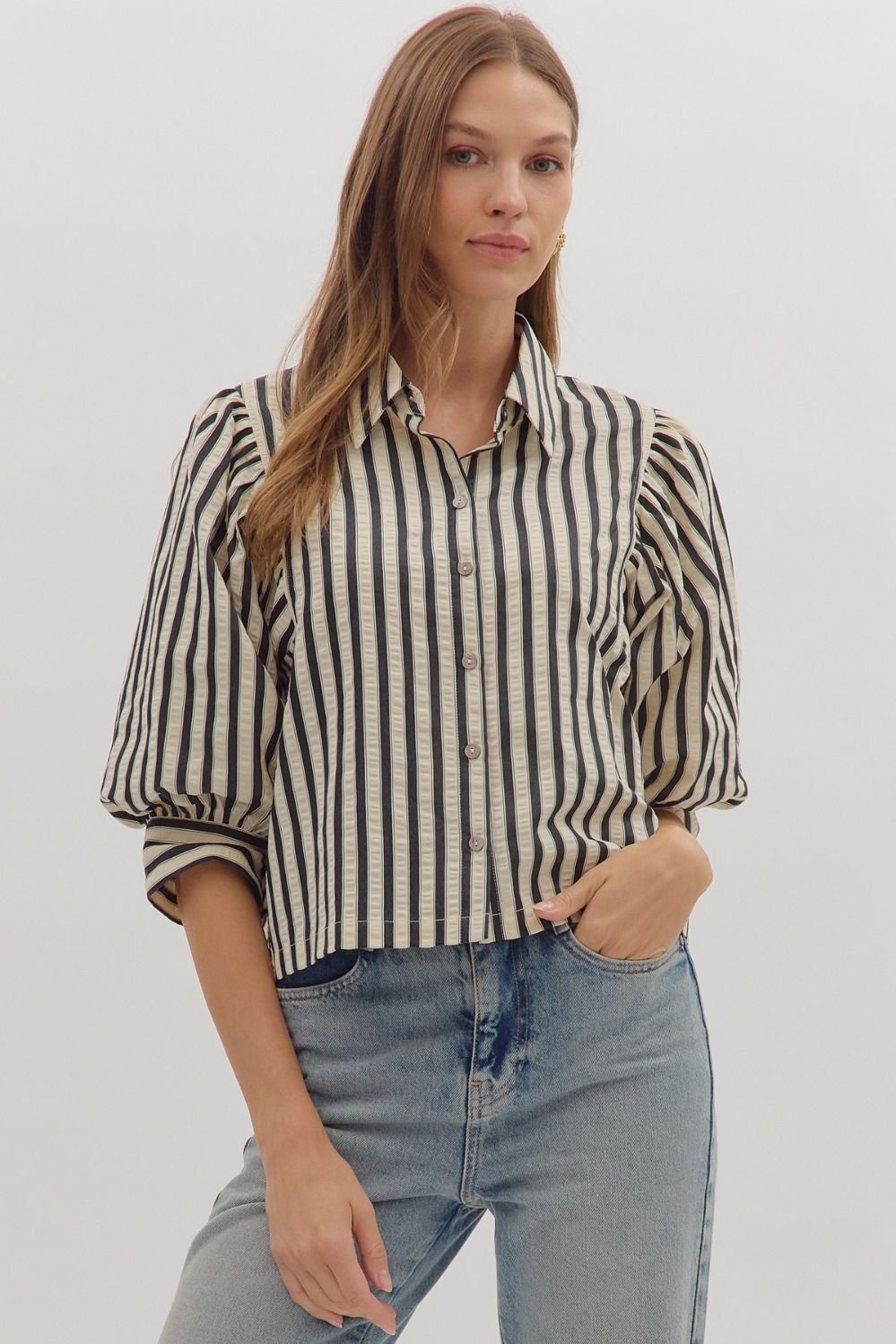 Collared & Buttoned Blouse