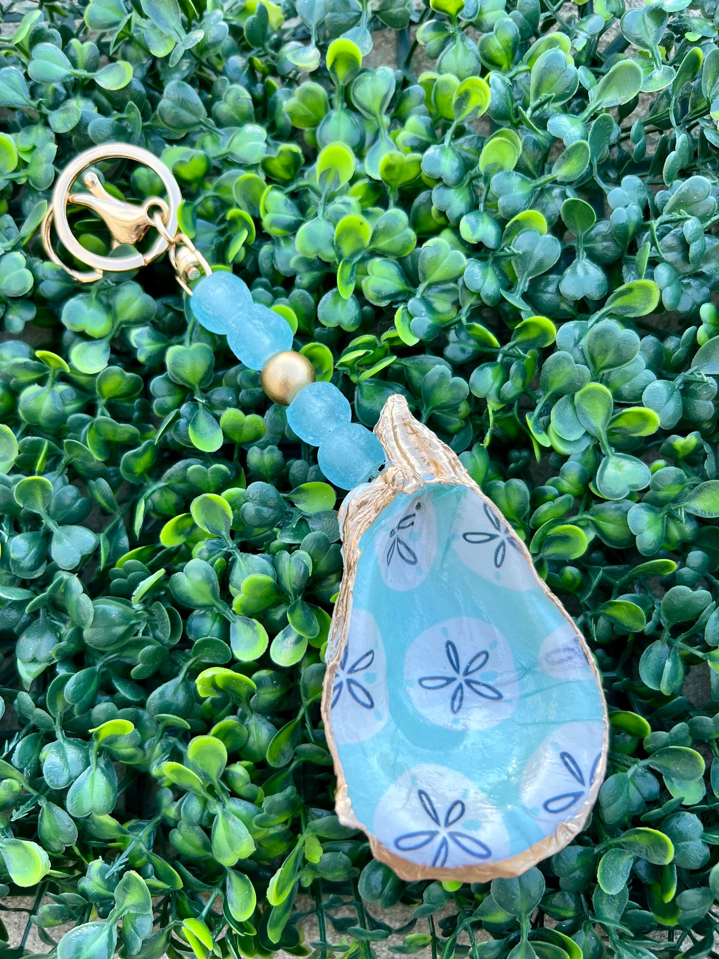 Handmade Decoupage Oyster Shell Keychains – Salty Chic Boutique