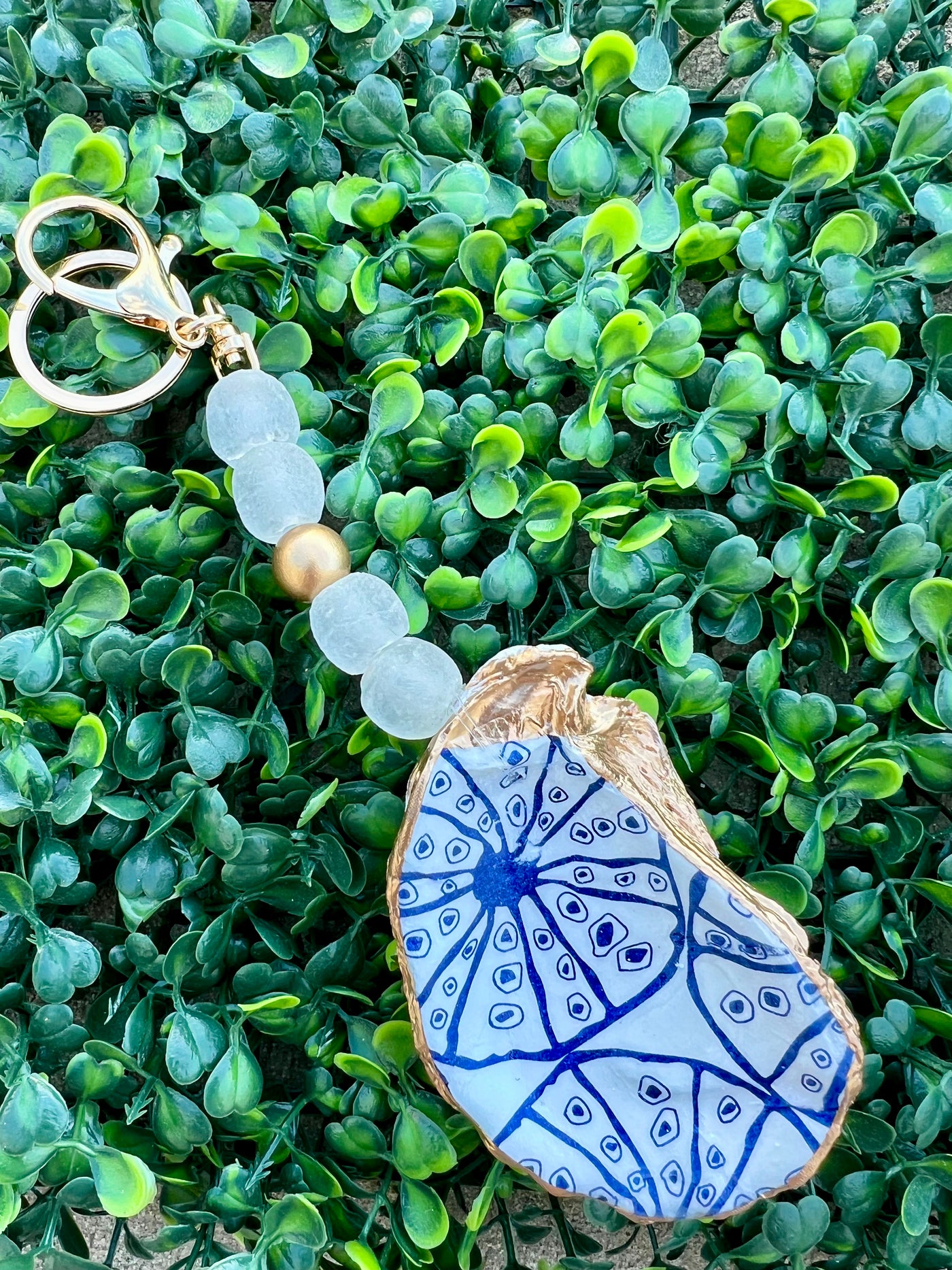 Handmade Decoupage Oyster Shell Keychains – Salty Chic Boutique