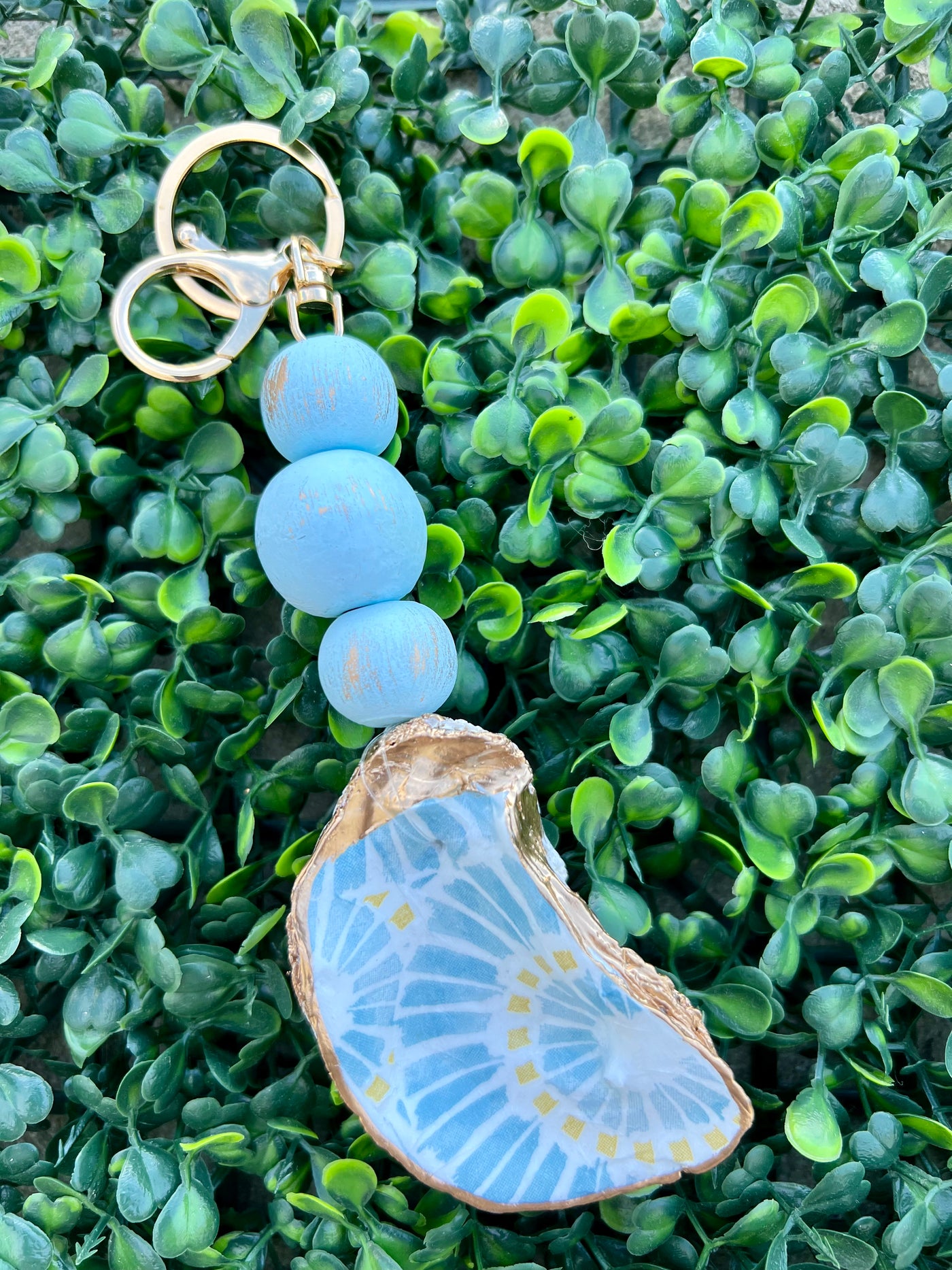 Handmade Decoupage Oyster Shell Keychains – Salty Chic Boutique