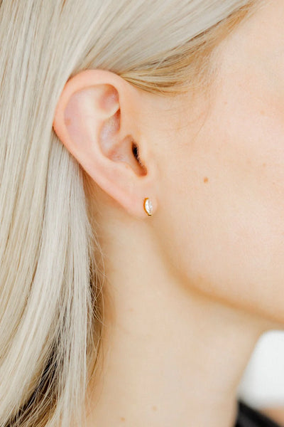 Maeve Screwback Stud Earring