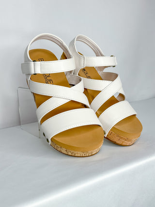 Corky’s Ivory Sun Down Wedge