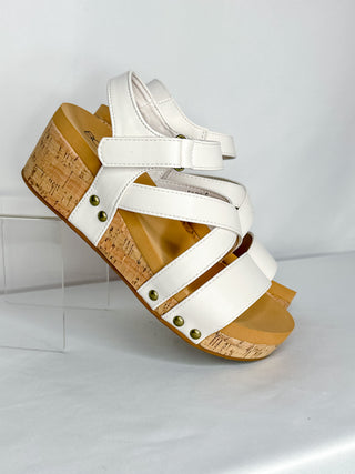 Corky’s Ivory Sun Down Wedge